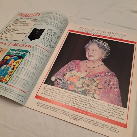 Majesty Magazine Volume 4 No 8 December 1983 Printed In England Royal Family - Picture 7 of 9